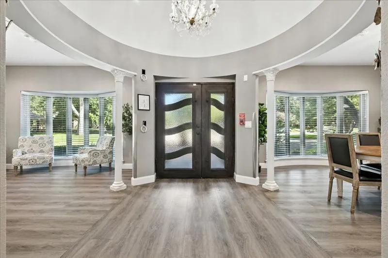 Inside The Sage Oak of Dallas, photo 3