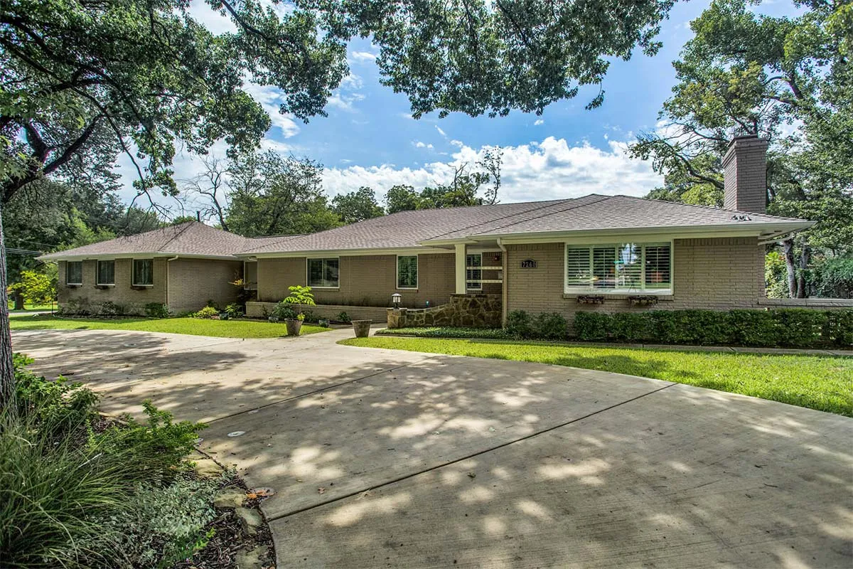 Lakewood, 7260 E Mockingbird Ln